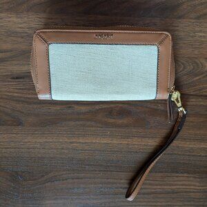 Nine West Astoria Zip Around Wristlet
